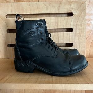 Ariat Riding Boots wms 9.5